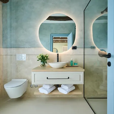 Winery Cuj Bed and Breakfast 4*